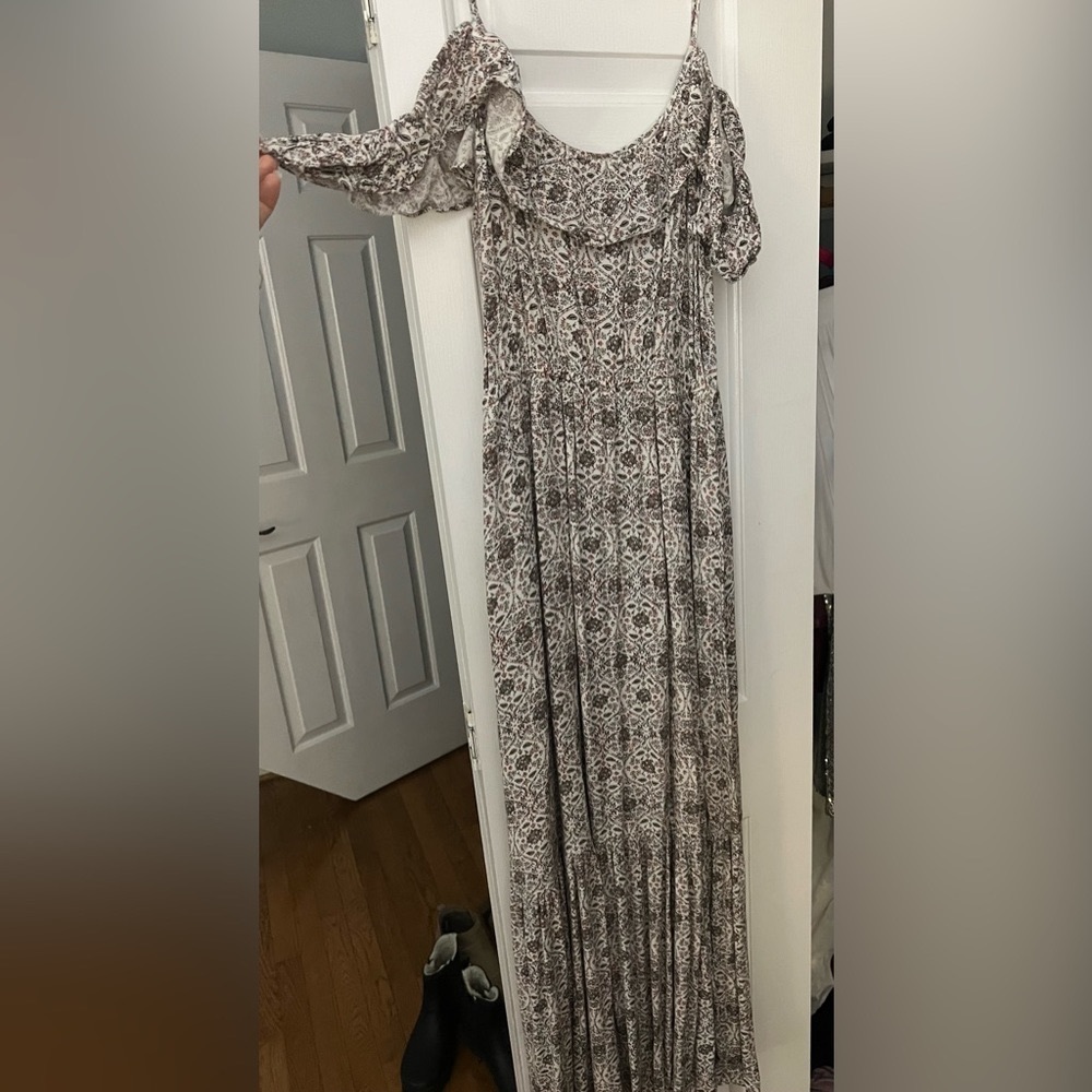 American Eagle Floral Maxi Dress Spaghetti Strap w/ off the shoulder, Size L
